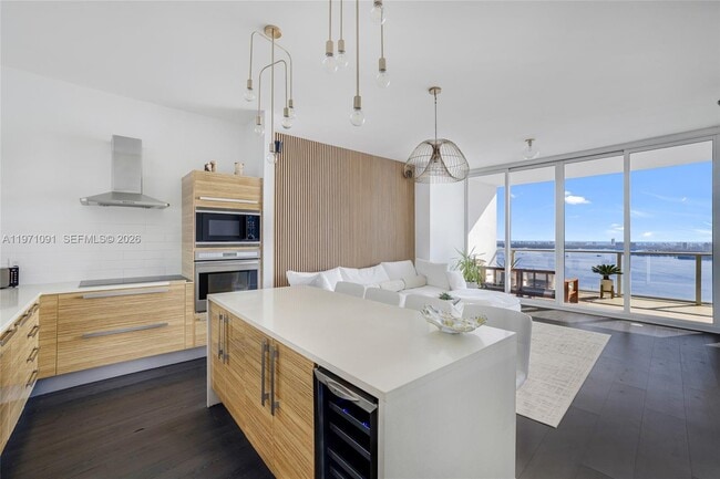 Photo - 2020 N Bayshore Dr Unit 3509