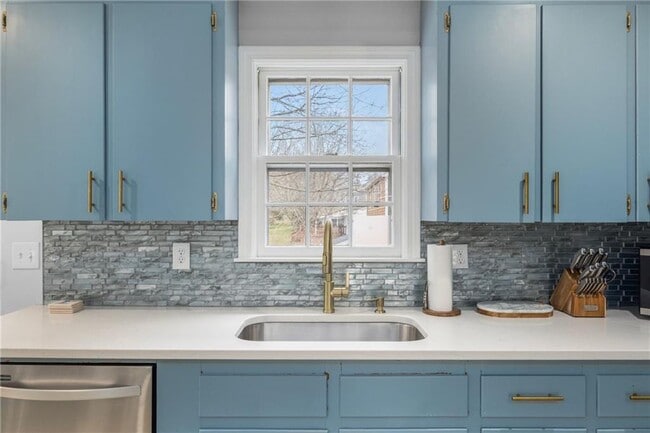 Photo - 384 Valley Rd