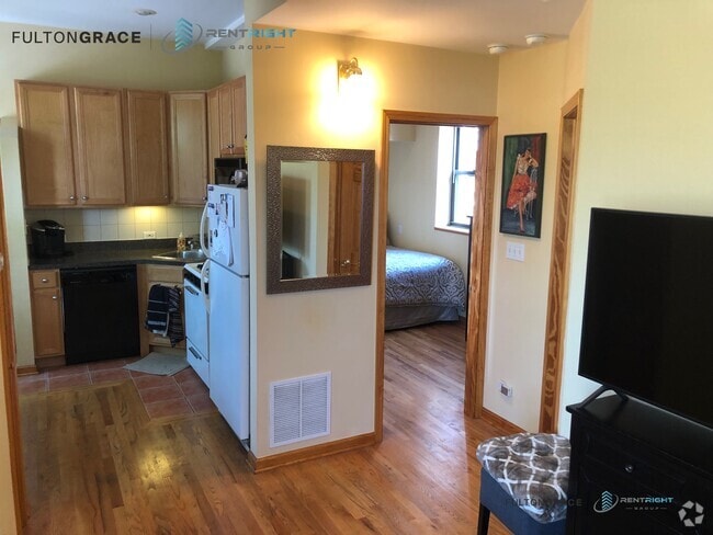 Building Photo - 1458 N Bosworth Ave Rental