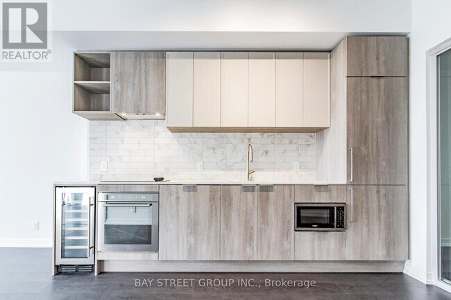 Photo - 2020 Bathurst St Unité 1203