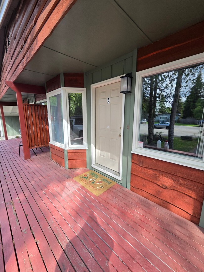 5631 Renee Cir