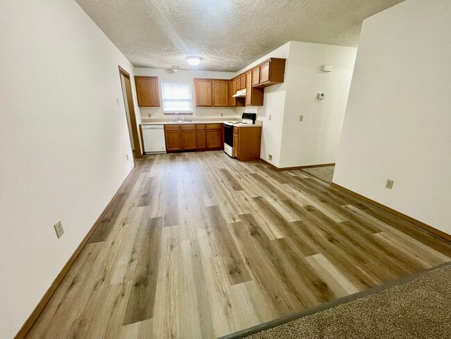 Photo - 2151 N Ave B