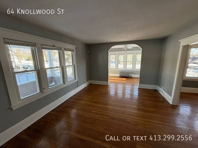 Photo - 64 Knollwood St