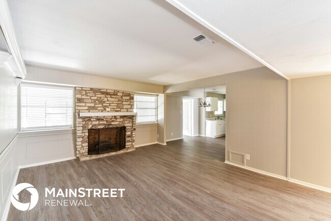 Photo - 1731 Brandenburg Dr