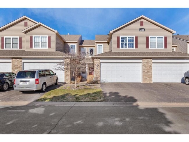 Photo - 5125 Holly Ln N