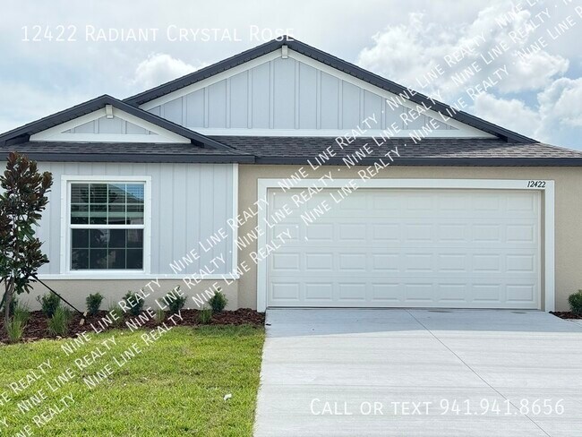 Photo - 12422 Radiant Crystal Rose