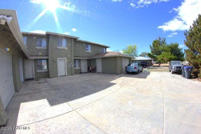 Building Photo - 8419 E Yavapai Rd Unit B