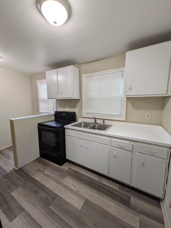 234 E 18th St Unit 240 East 18th Street