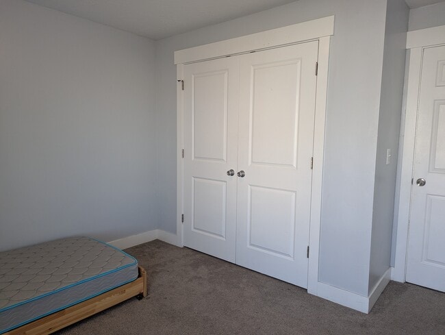 Photo - 4885 W Pavant Ave