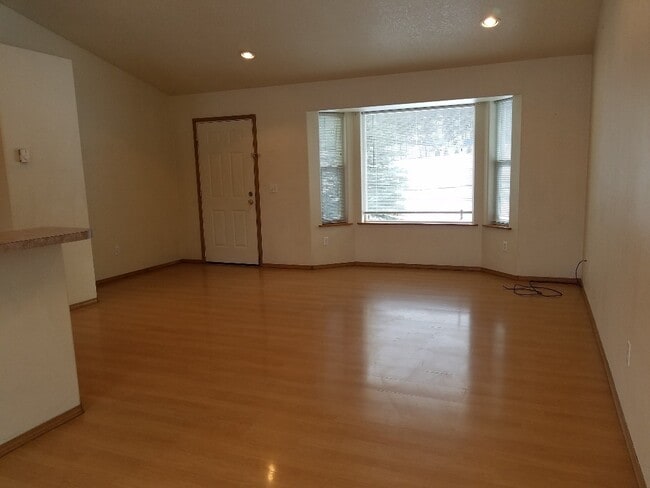 Photo - 105 Ben Williams Ln