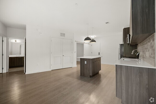 1BD, 1 BA - 762 SF - Trove