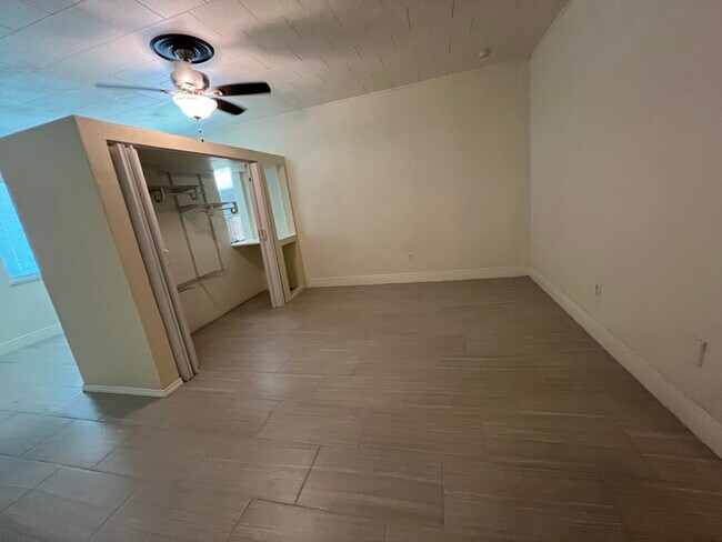 Photo - 1005 Vine St Unit C