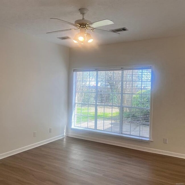 Photo - 4613 Harvest Way