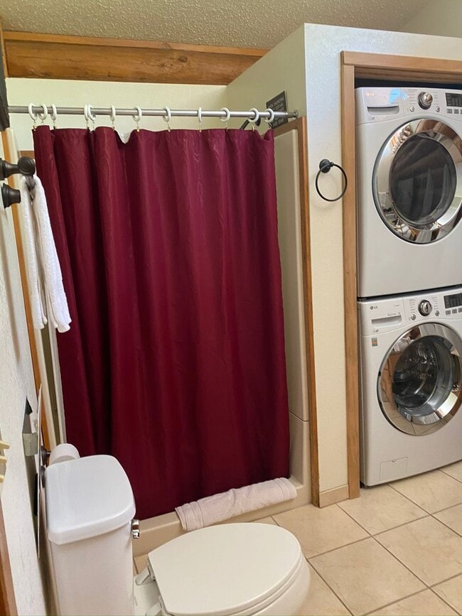 Photo - ONE ROOM | 1 BATH | LOG COUNTRY COTTAGE IN...