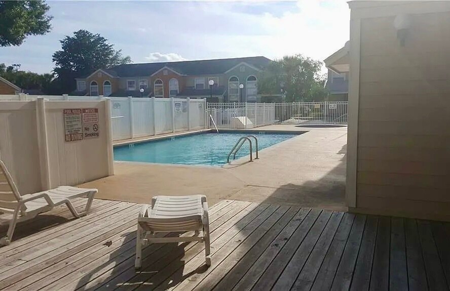 Photo - 2428 Summerfield Pl