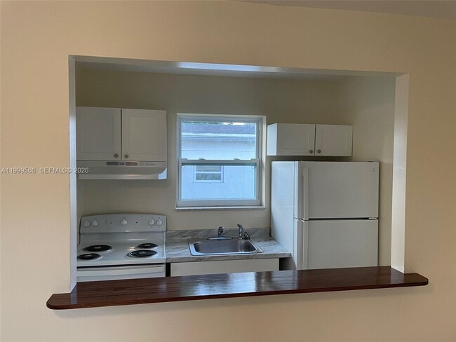 Photo - 1850 N 27th Ave Unit A