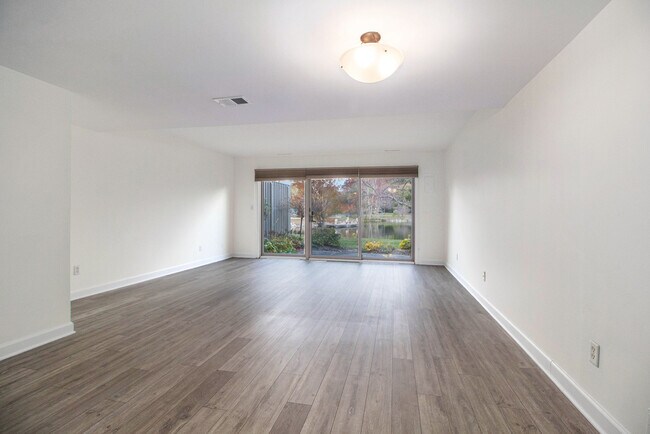 Photo - 614 Peninsula Ct