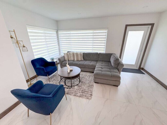 Photo - 2216 NW 4th Ave