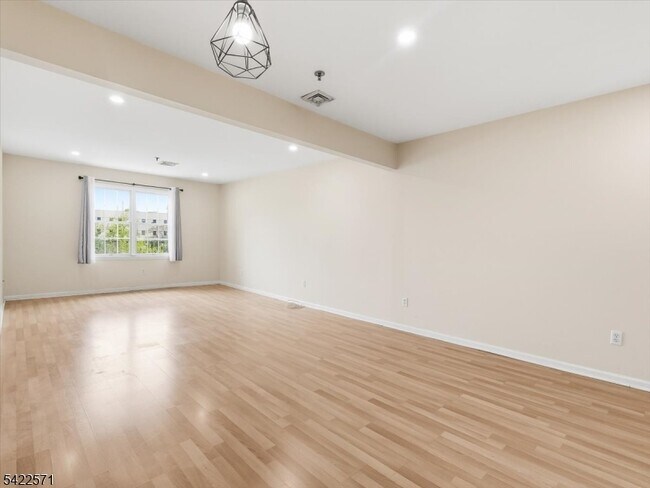 Photo - 65 Fairview St Unidad 3D