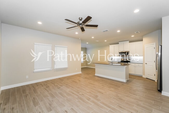 Photo - 1732 Reverie Rd