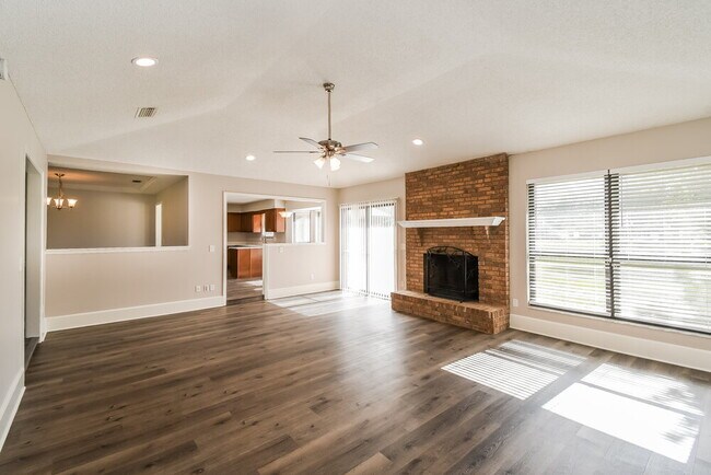 Photo - 8930 Irongate Dr