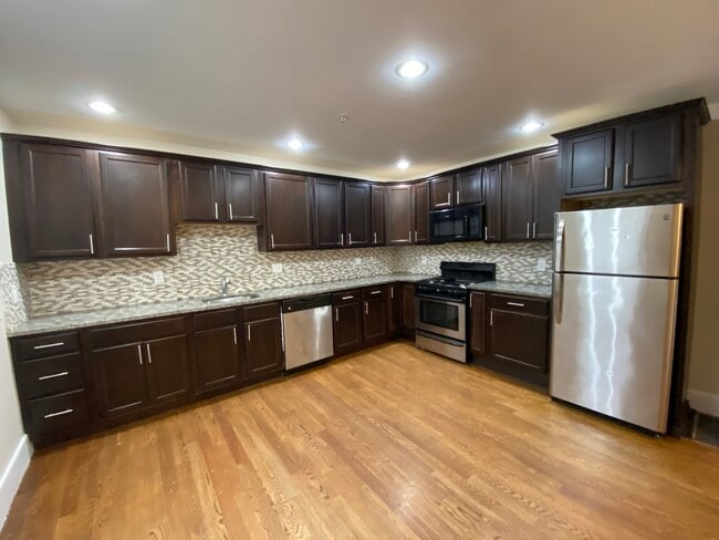 Photo - 27 Lamartine St Unit 2