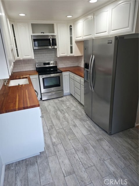 Building Photo - 4558 Willis Ave