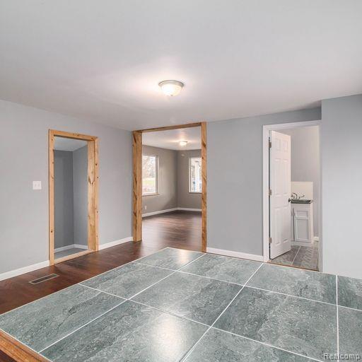 Photo - 8546 Berridge Rd