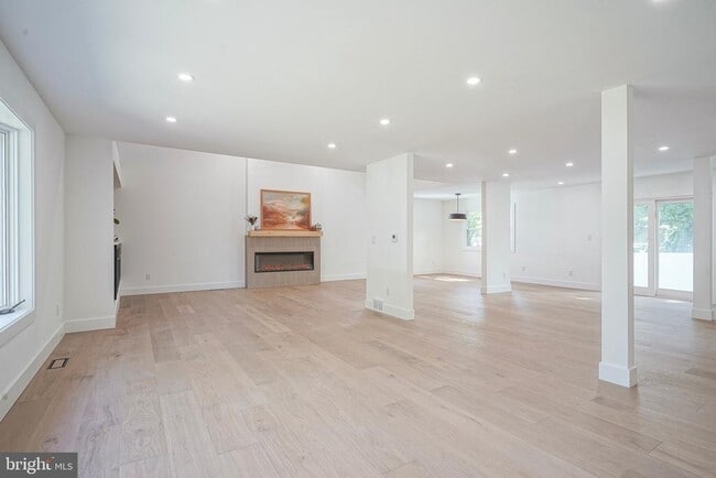 Photo - 316 Farmdale Rd