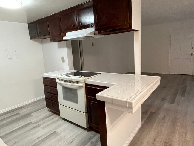 Kitchen_right side - 1106 Opal St Unit B