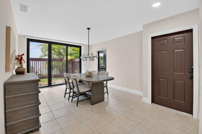 Photo - 9292 Sable Ridge Cir Unit C