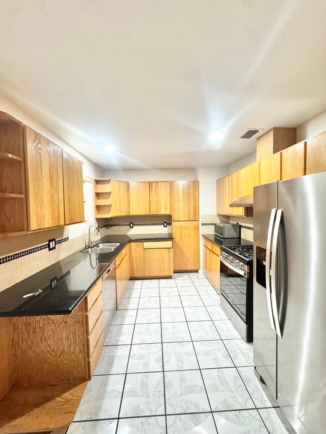 Photo - Stunning 3-bedroom, 2-bath home in North Highlands!