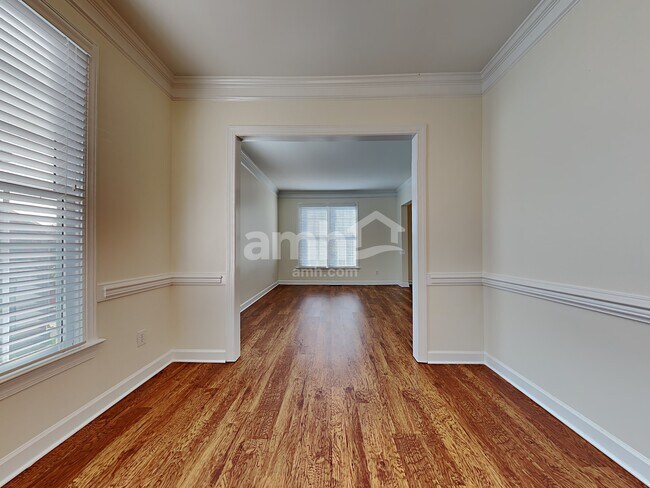 Photo - 1513 Bowmore Pl