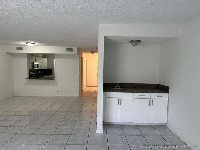 931 SW 20th Ct