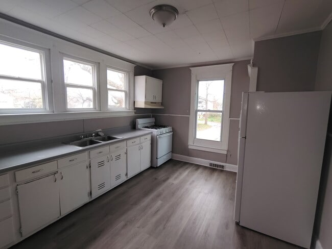 Photo - 417 S 12th St Unidad A