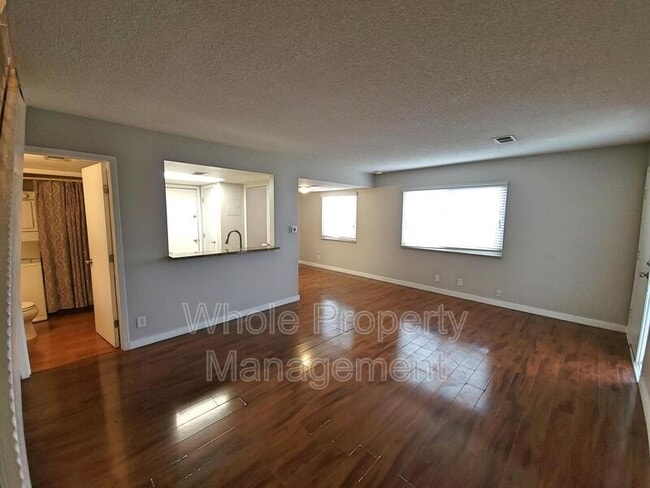 Photo - 1250 S Monaco St Pkwy Unidad 39