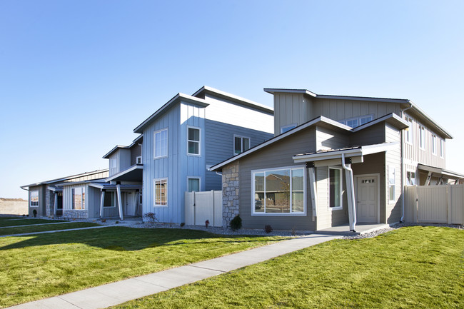 Cottages at Tullamore - Cottages at Tullamore Apartments