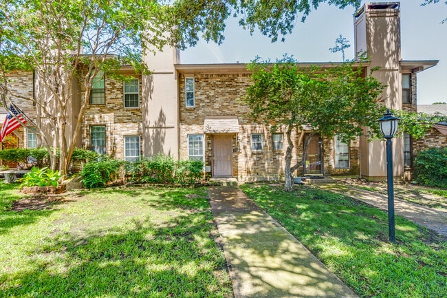 Photo - 10745 Sandpiper Ln