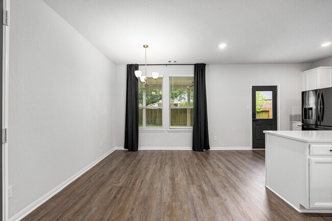 Building Photo - 11323 Cora Ln