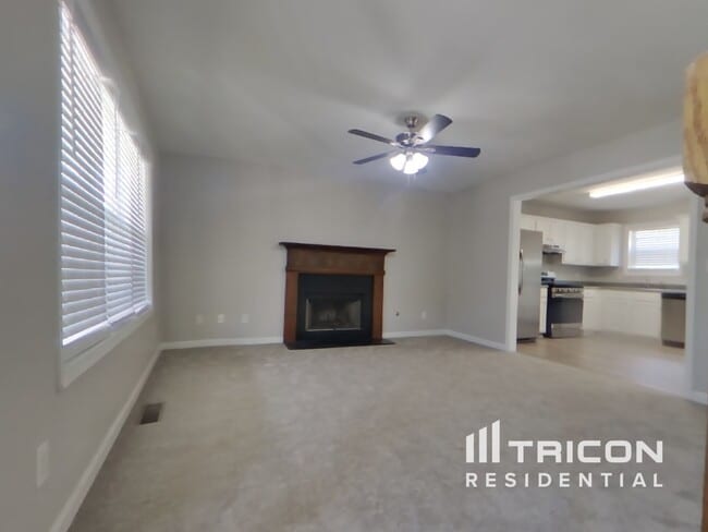 Photo - 504 Hillcrest Cross Rd