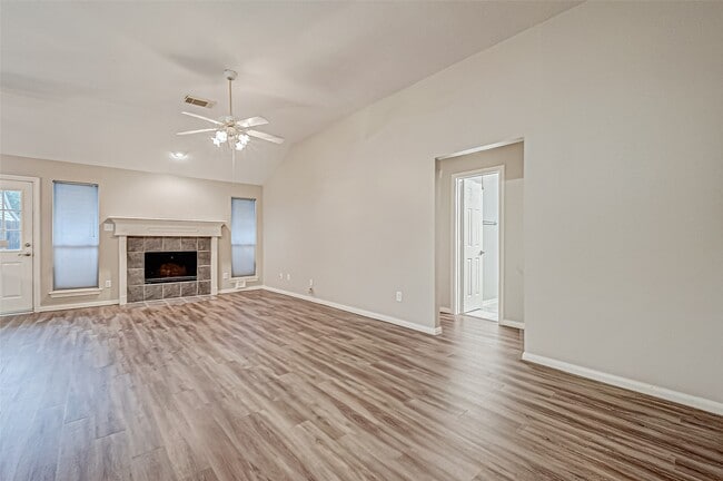 Photo - 1524 Robin Ave