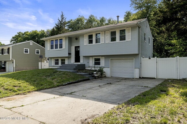 Photo - 901 Russo Dr
