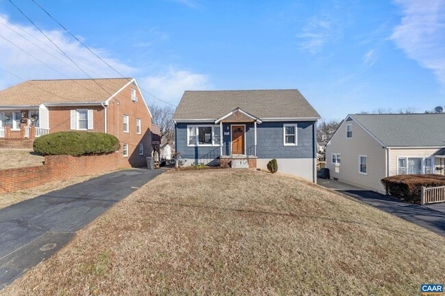 Photo - 905 Druid Ave