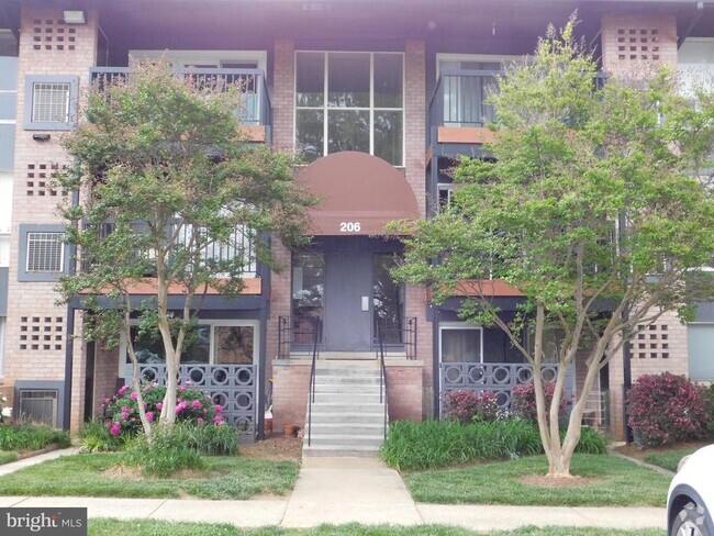 Building Photo - 206 Park Terrace Ct SE Unit 41 Rental