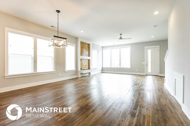 Photo - 559 Tulip Grove Rd