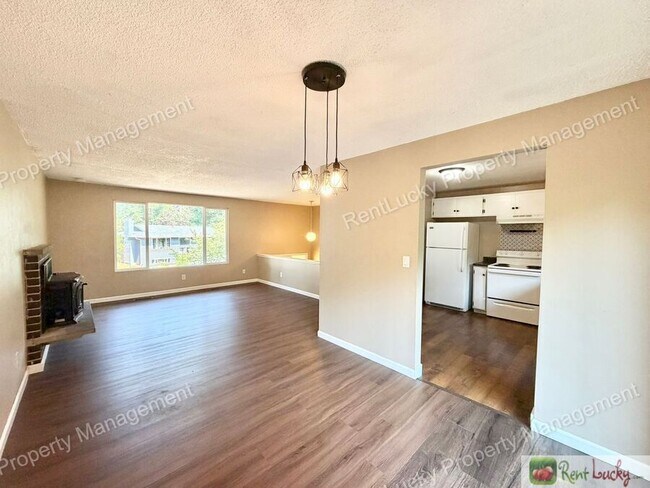 Photo - 2525 S 302nd Pl