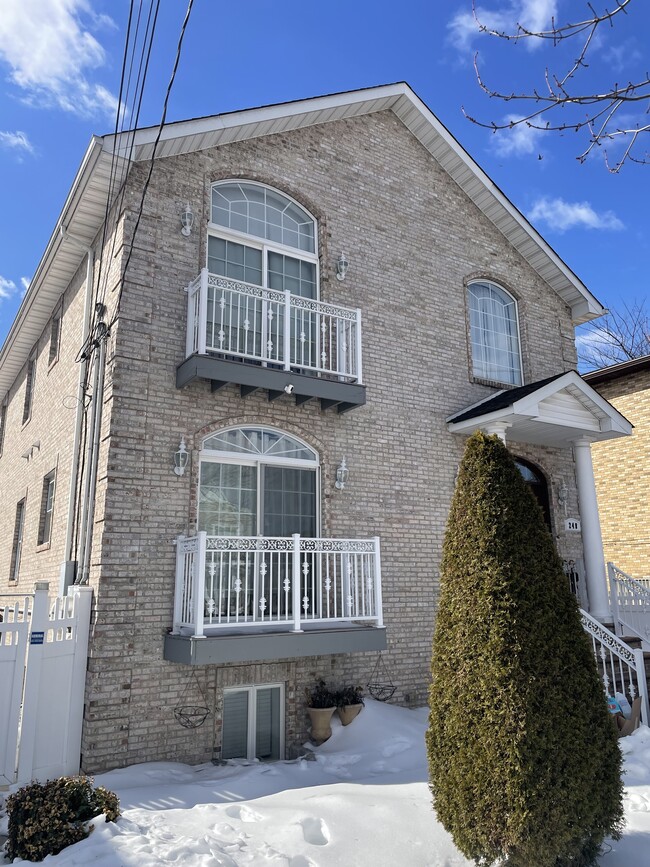 Photo - 248 Kingsland Ave Unidad 2