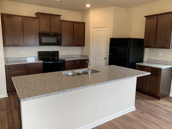 Photo - 821 Independence Ave