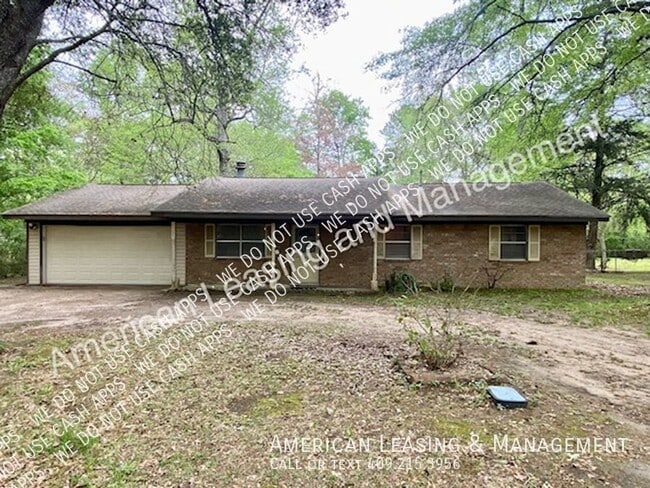 Building Photo - 296 Cedar Bend St