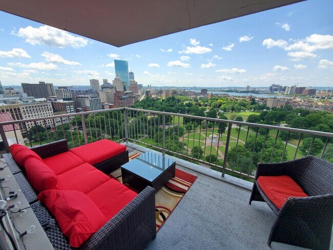 Building Photo - 151 Tremont St Rental
